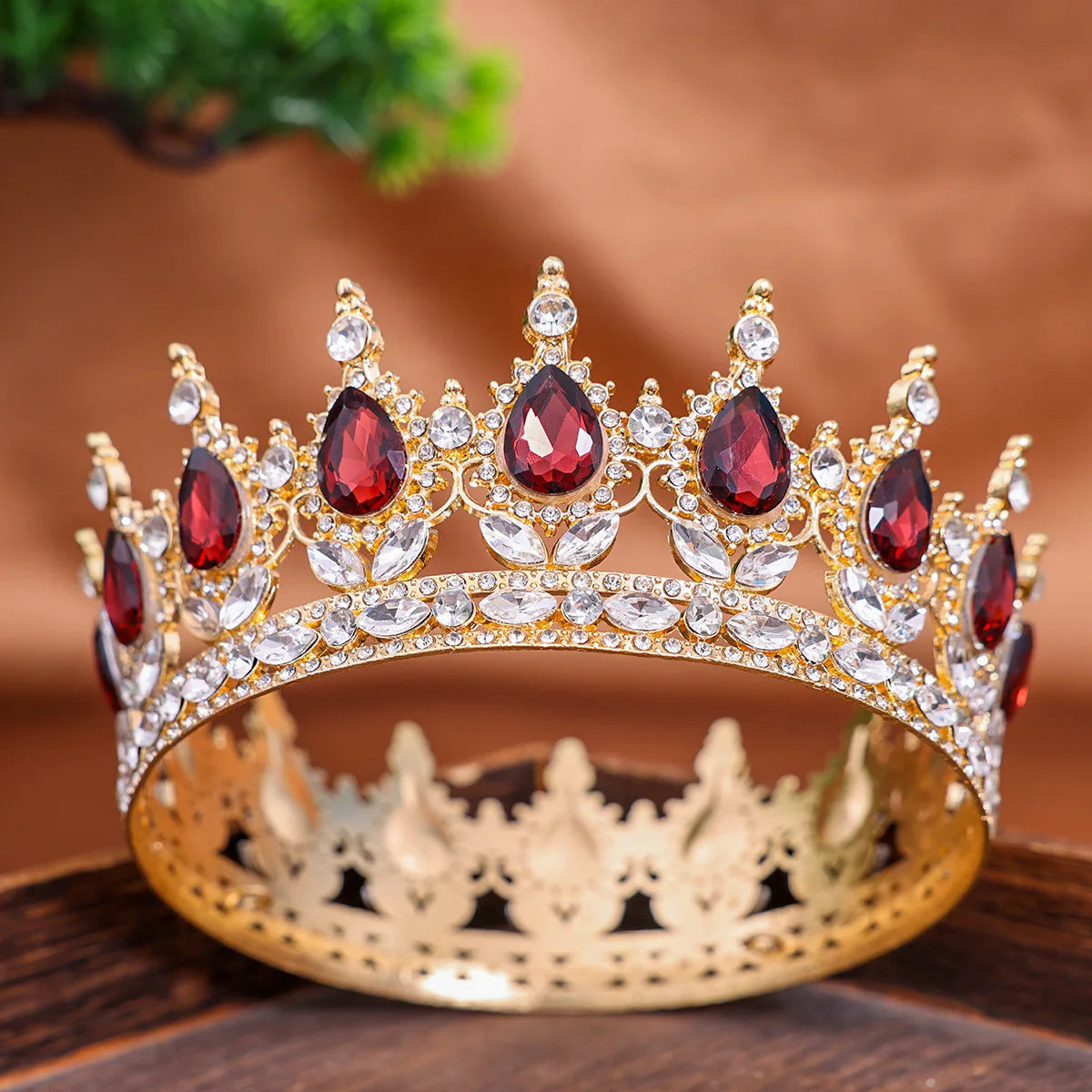 Royal Fantasy Crystal Crown – Medieval Queen Rhinestone Tiara for Cosplay