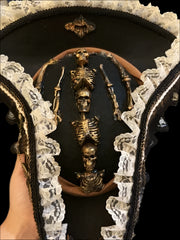 Women’s Steampunk Gothic Skull & Feather Tricorn – Medieval & Renaissance Pirate Hat