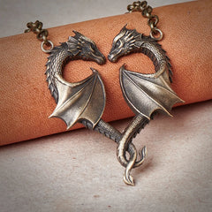 Eternal Dragon Heart Romantic Lovers Necklace – Stainless Steel Fantasy Pendant