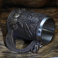 Viking Warrior Tankard – Medieval Norse Drinking Mug with Dragon Longship Handle