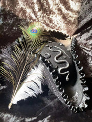 Women’s Steampunk Gothic Skull & Feather Tricorn – Medieval & Renaissance Pirate Hat