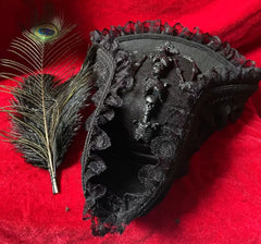 Women’s Steampunk Gothic Skull & Feather Tricorn – Medieval & Renaissance Pirate Hat